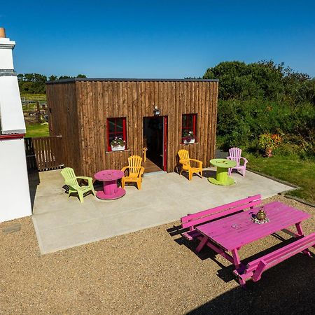 Hotel Geraghtys Farmyard Pods Belmullet Esterno foto