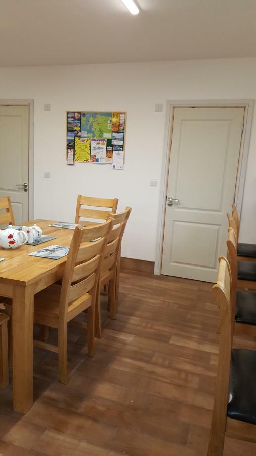 Hotel Geraghtys Farmyard Pods Belmullet Esterno foto
